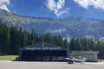 Massif du Mont-Blanc avec halte à Megève (LFHM)