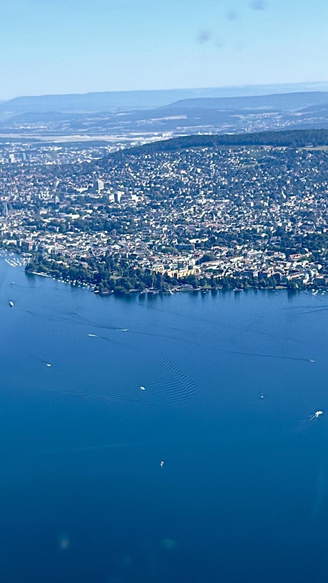 The GOLD COST from Zürich Lake