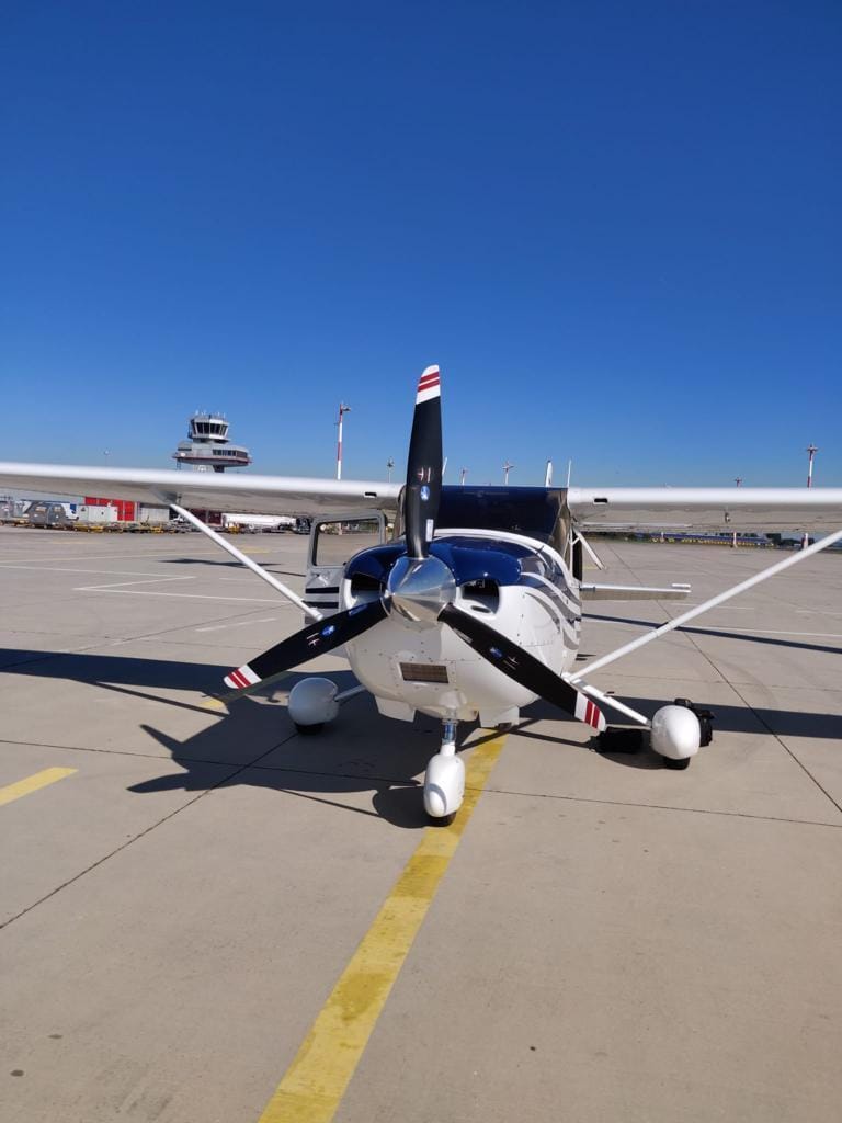 Cessna 182T Skylane