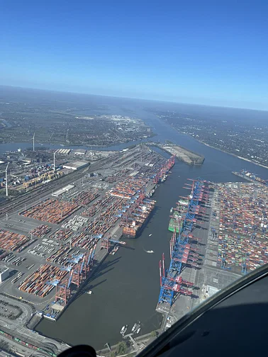Reiseflug von Koblenz nach Hamburg