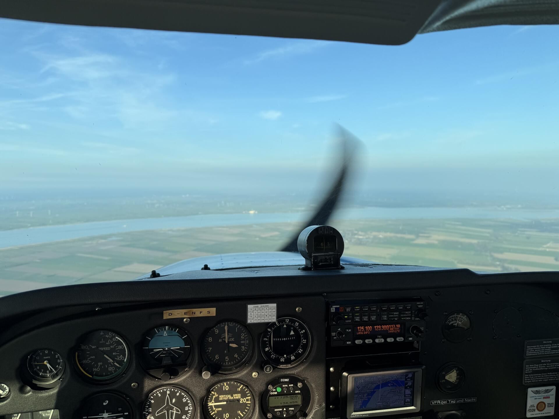 Moin Küste & Leuchttürme! – Rundflug in der Cessna