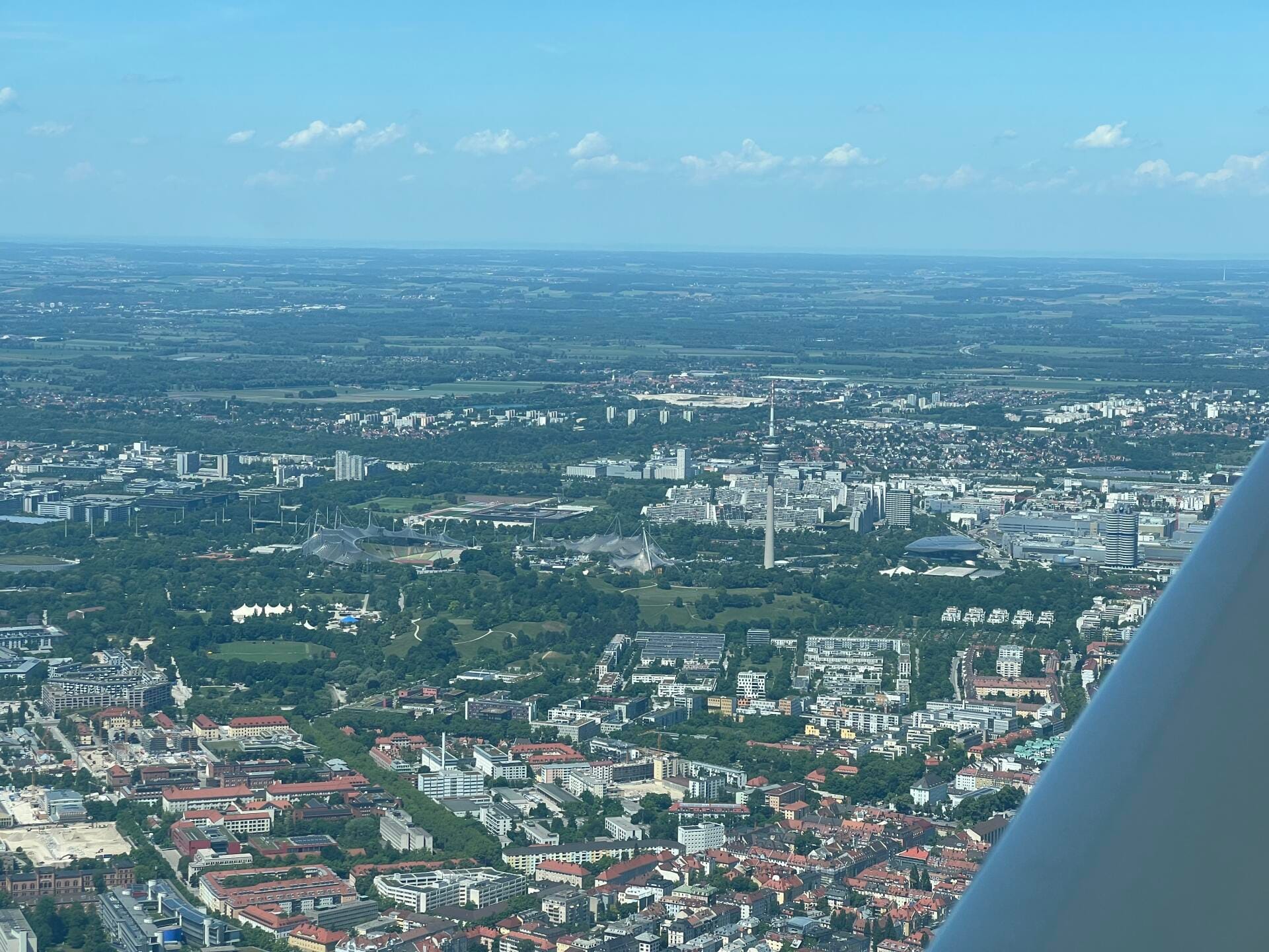 Großer München Rundflug inkl. Ammersee und Starnberger See
