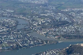 Rundflug in Cirrus SR20: Siegerland – Moseltal – Nürburgring