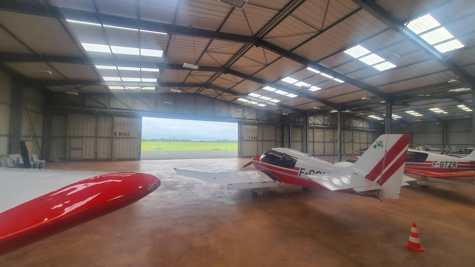 Hangar 11 - ADP - Etampes Mondésir