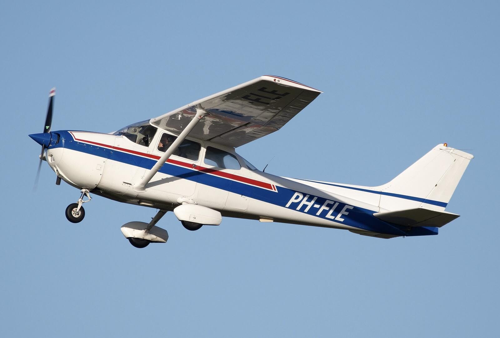 PHFLE C172N (180 pk)