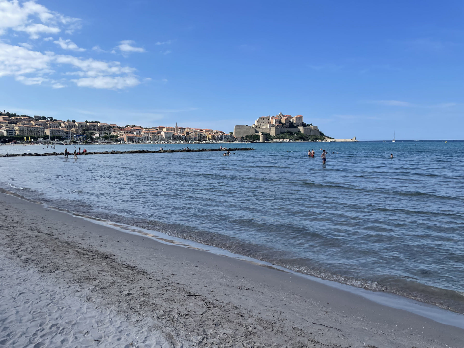 Short Flyout to Elba (Italy) or Corsica (Calvi)