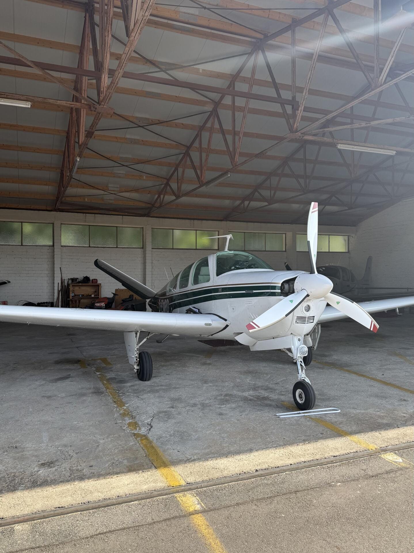 Beechcraft Bonanza 35 V-Tail