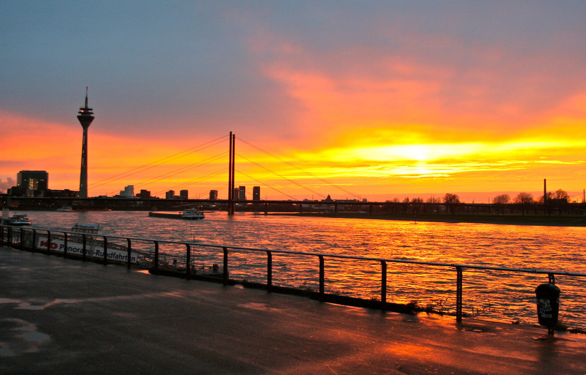 Berlin - Düsseldorf, Samstag hin und Sonntag zurück