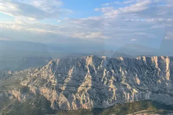 Grand tour de Marseille : Calanques, Ste-Baume, Ste-Victoire
