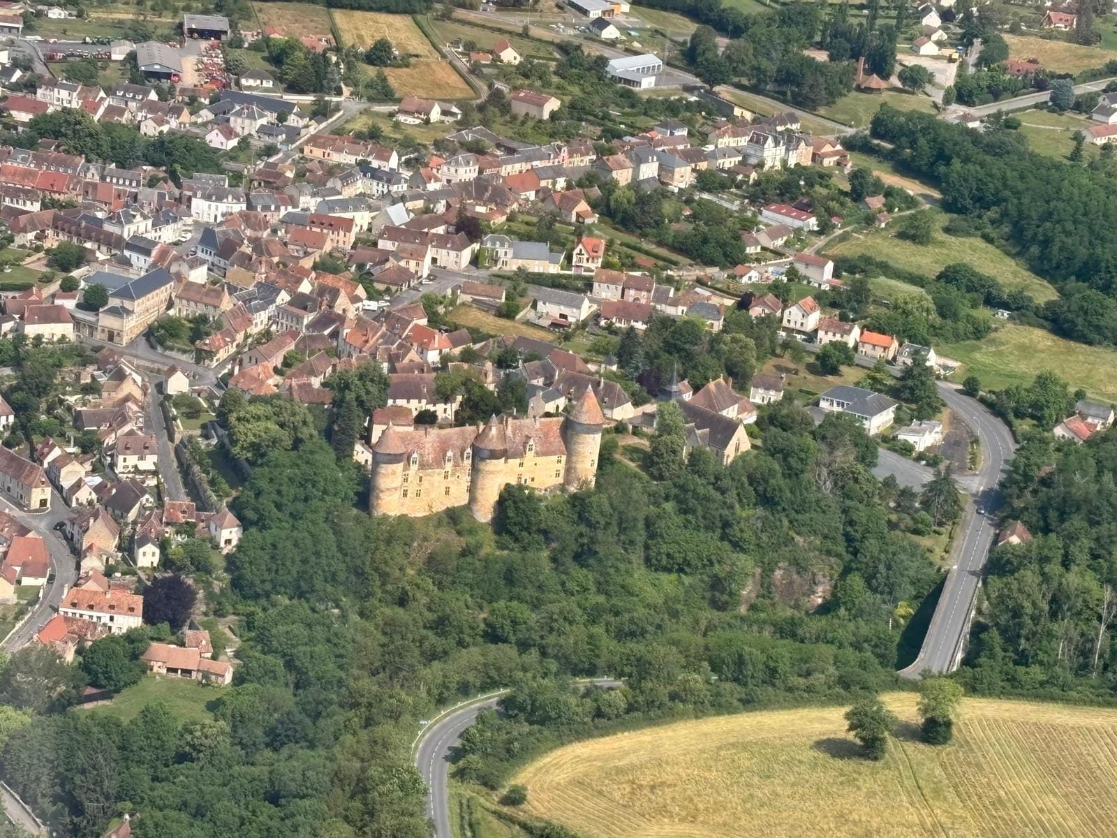 Balade dans le sud du cher (chateaux, Sidiaille, abbaye...)