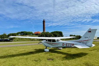 Die Cessna 172 R auf dem Flugplatz von Norderney