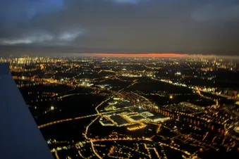 Vol au coucher du soleil ou de nuit / Sunset or night flight