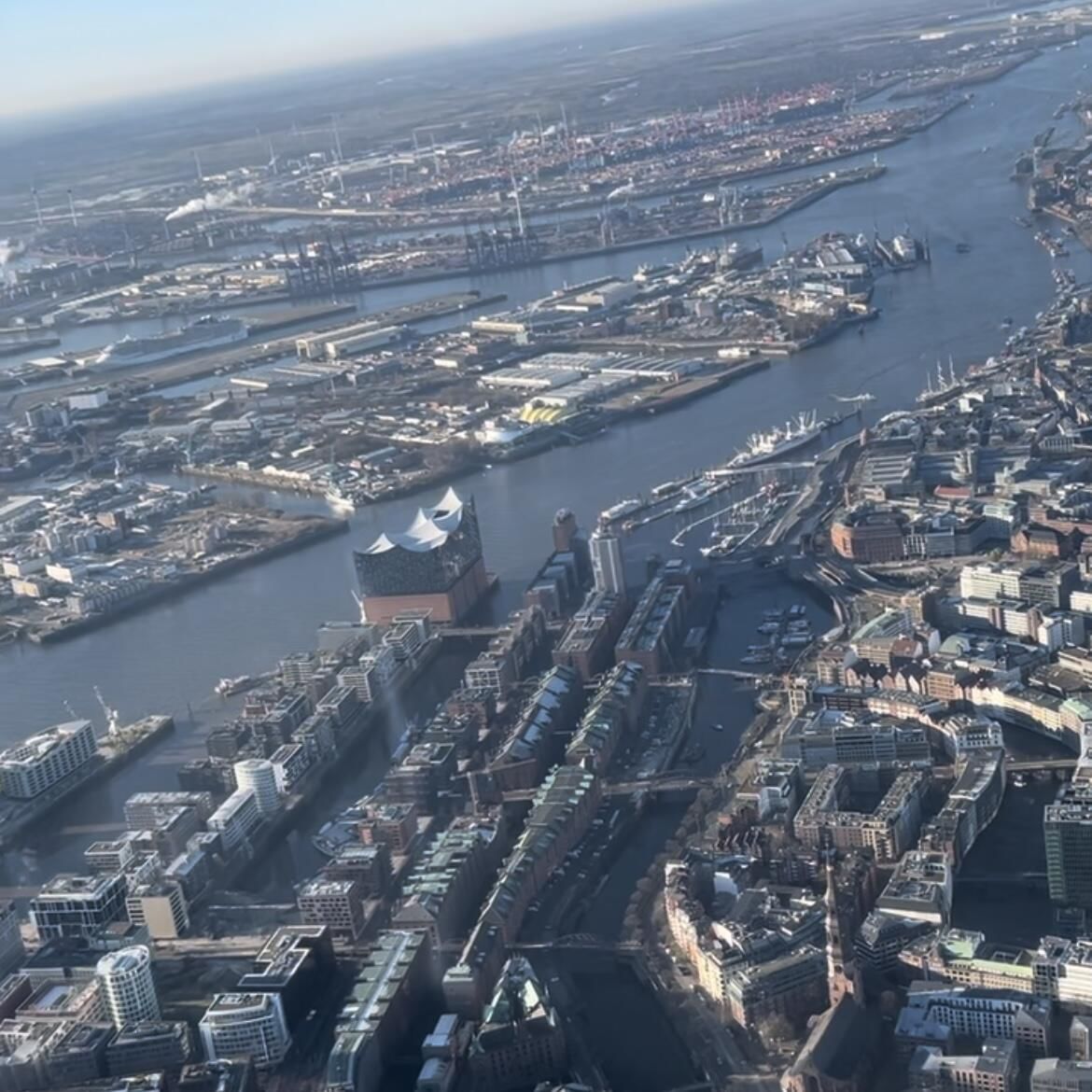Großer Rundflug: Hamburg,Plöner See,Fehmarn,Ostsee,Lübeck