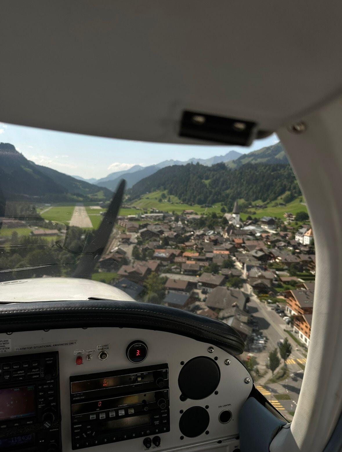Winterzauber aus der Luft – Flug nach St. Moritz