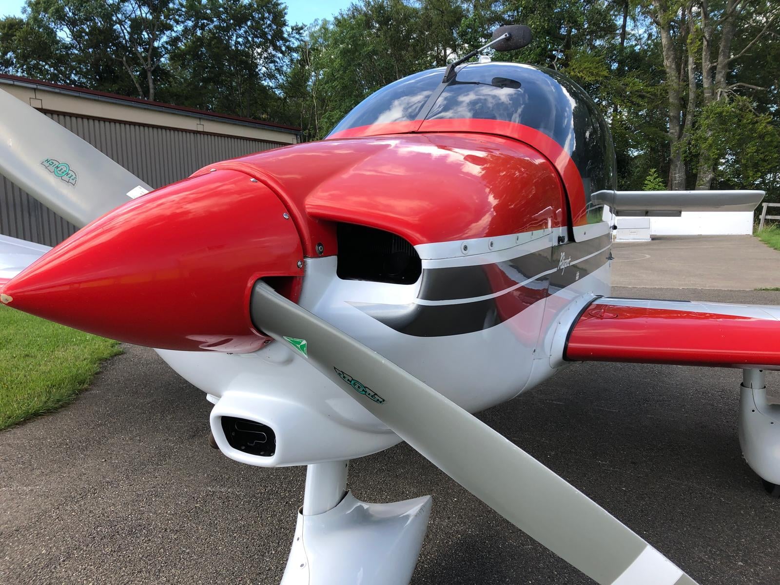 Robin DR400 - 180HP