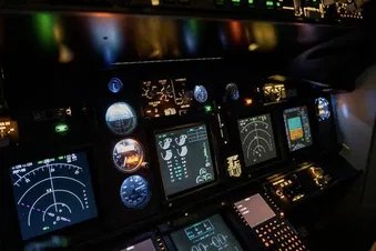 Selber eine Boeing 737 fliegen – Simulatorflug Zürich–Genf