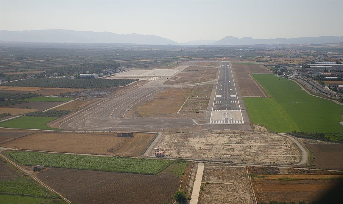 Introductory flight over Granada city
