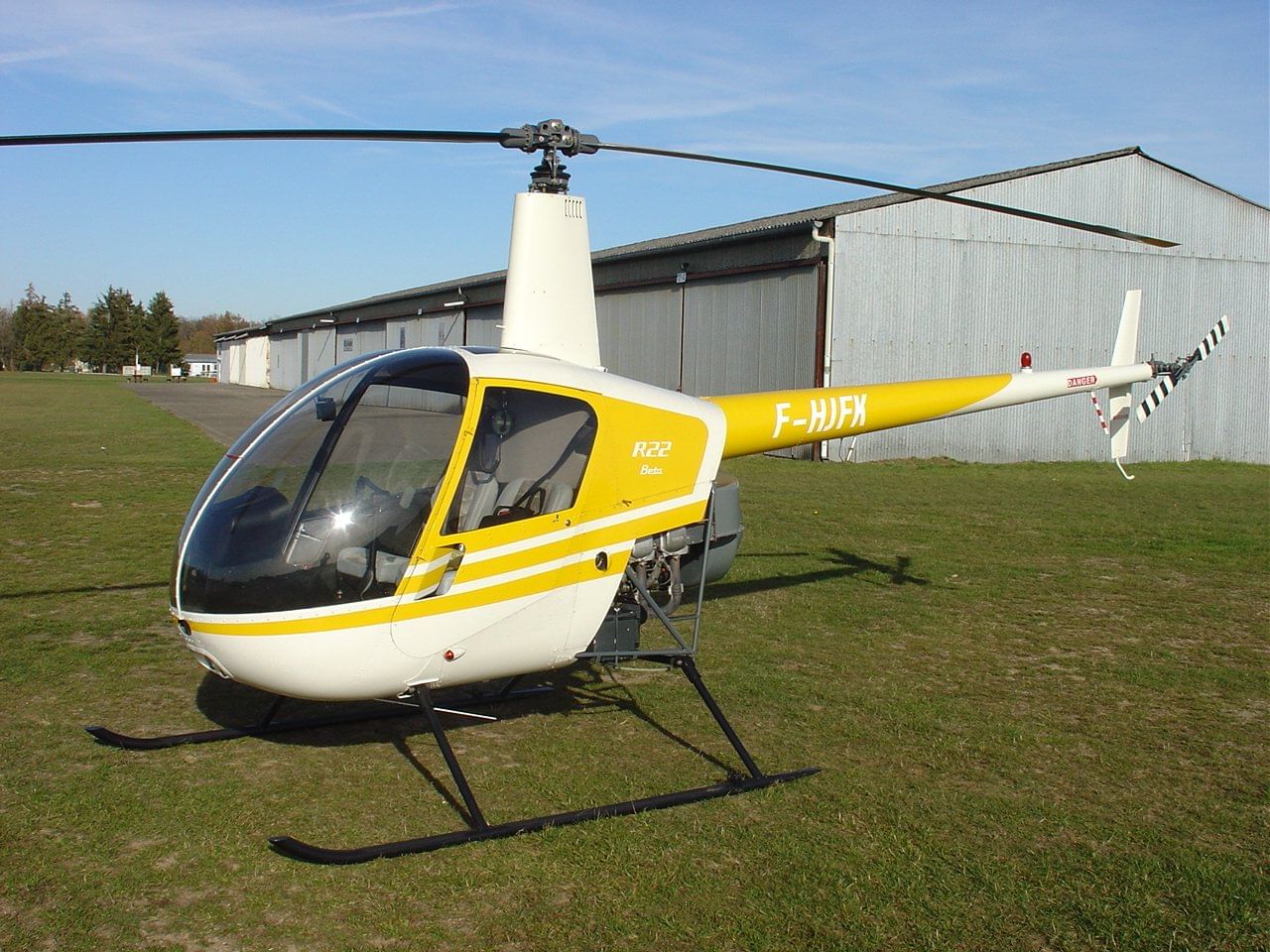 Robinson R22