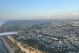 Survol du Havre, Étretat, Deauville