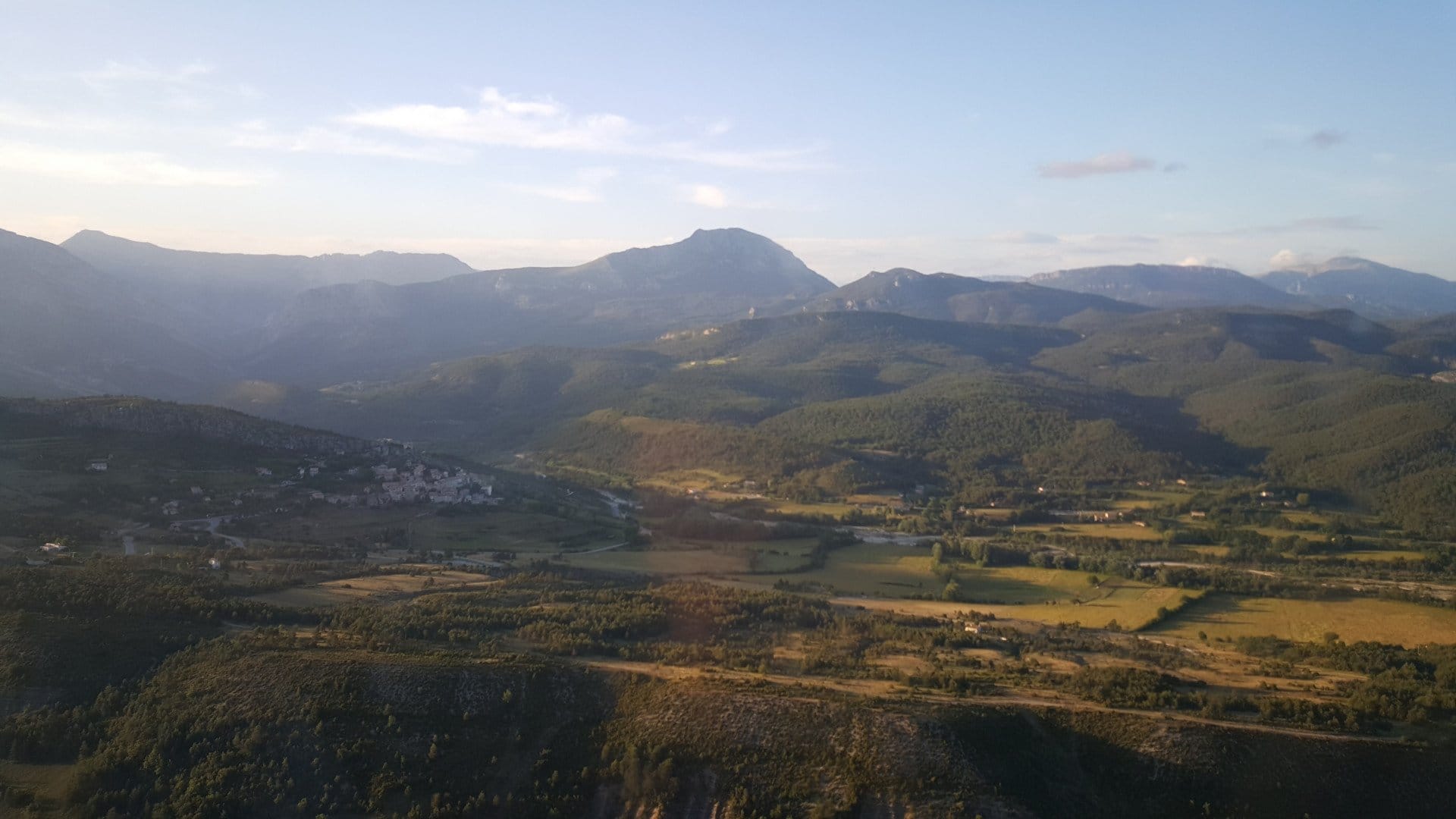 Valensole et ses alentours en Hélicoptère - 20min