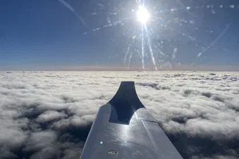 Frankfurt Texel direkt und abends zurück oder bleiben