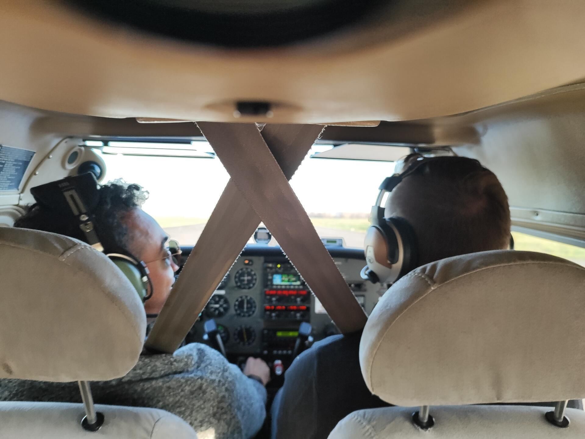 Großer Flughafen, Kleiner Flieger