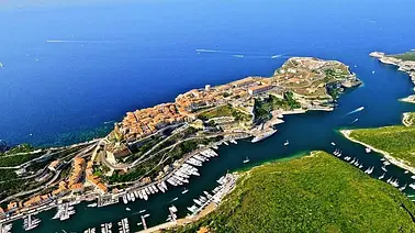 Bonifacio en Hélicoptère depuis Ajaccio - Vol Privatif