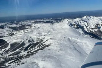 Massif du Sancy en perspective à 3000 mètres d'altitude