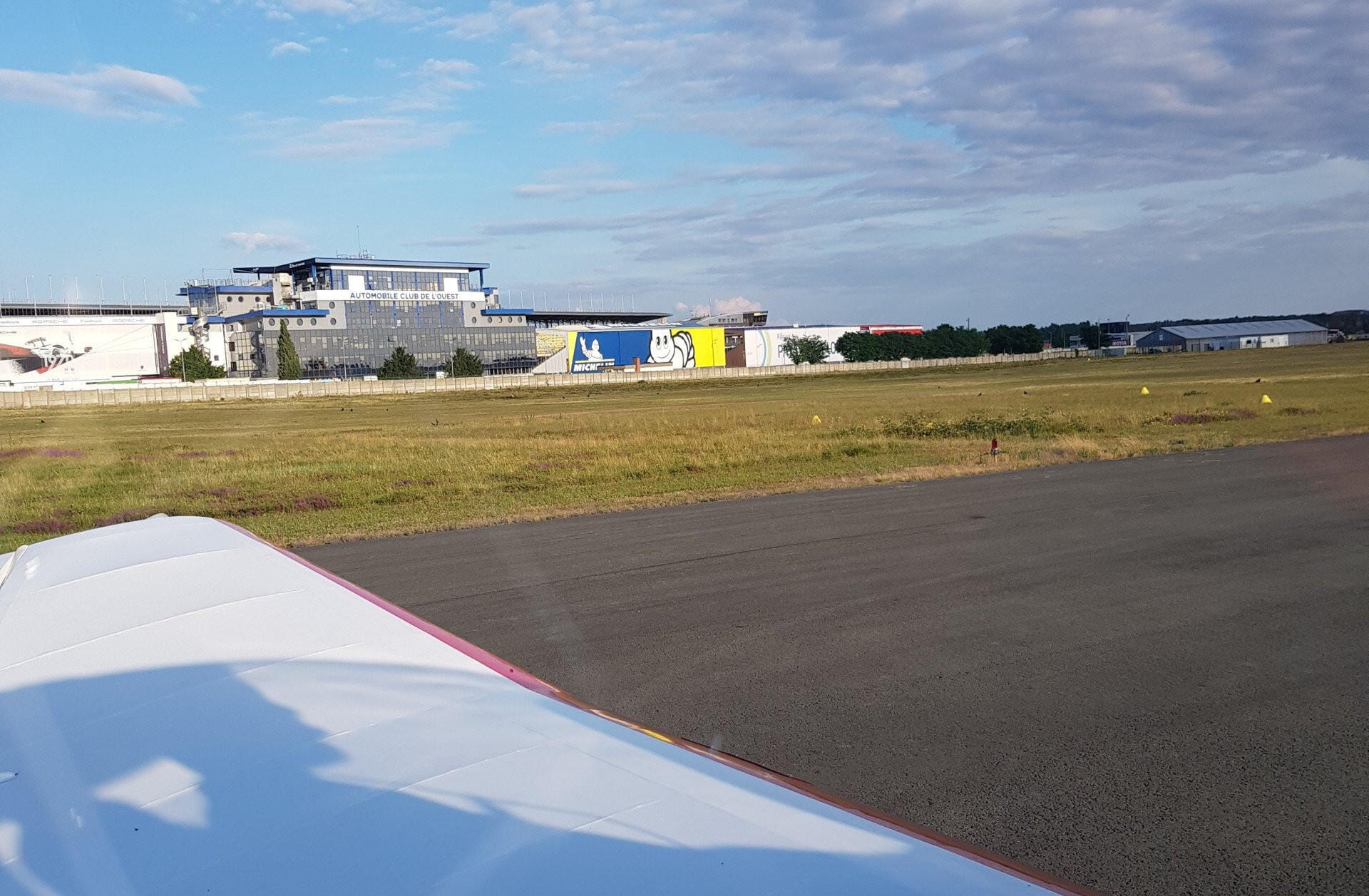 En 2025, survolez l'Ouest de la Sarthe en famille !