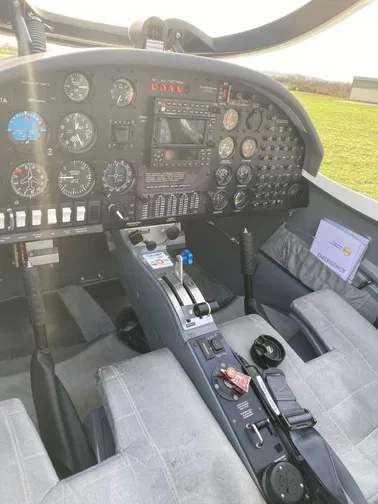 Flug aus dem Cockpit hautnah erleben