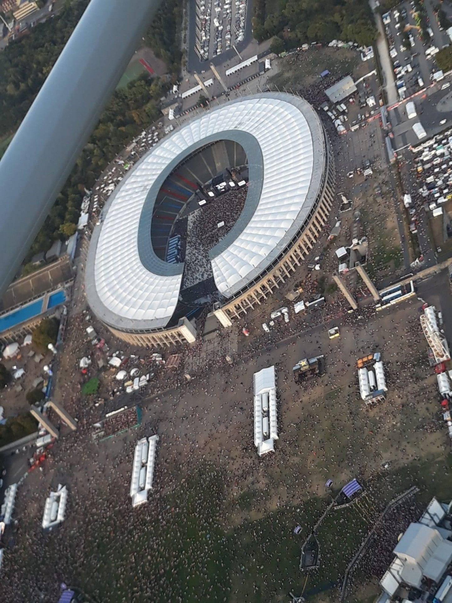 Rundflug über Potsdam und Berlin
