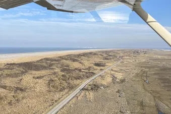 Tagesausflug nach Juist mit Blick auf Meyer Werft