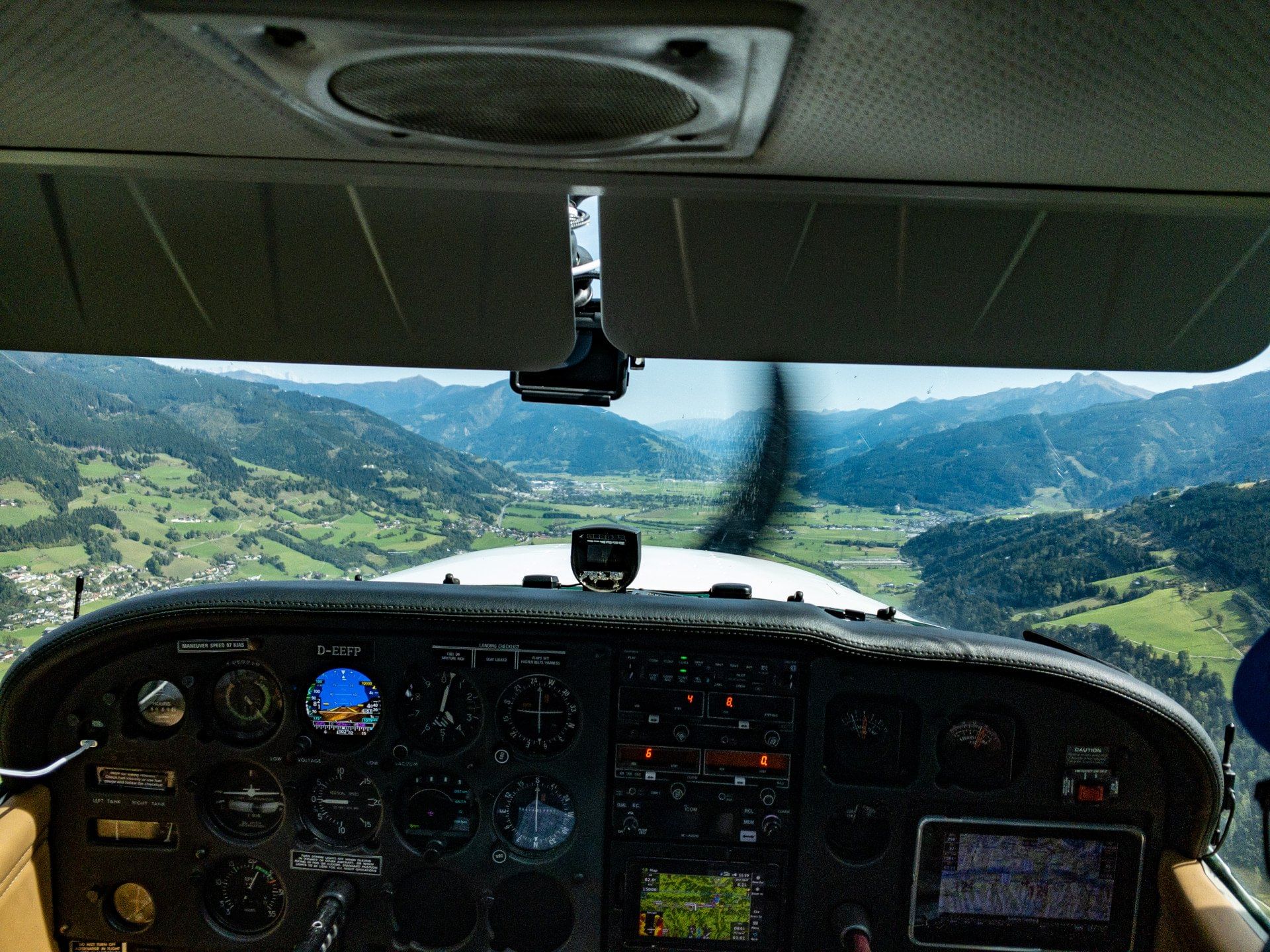 Flug von Augsburg nach Zell am See (Österreich)