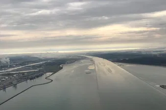 Survol de la Baie de Seine depuis Le Havre