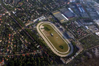 Rundflug über Berlins Mitte via Falkensee (mind. 2 Plätze)