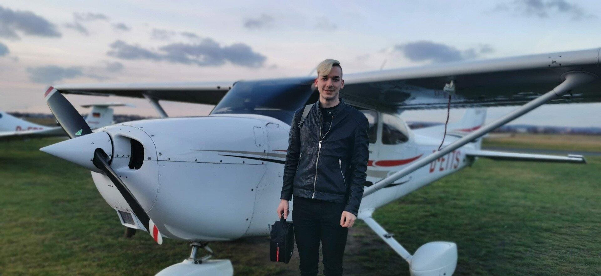 1h Rundflug über Ihre Wunschziele (2 Passagiere)