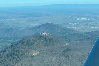 Vogesenrundflug mit Hochkönigsburg (Bild)
