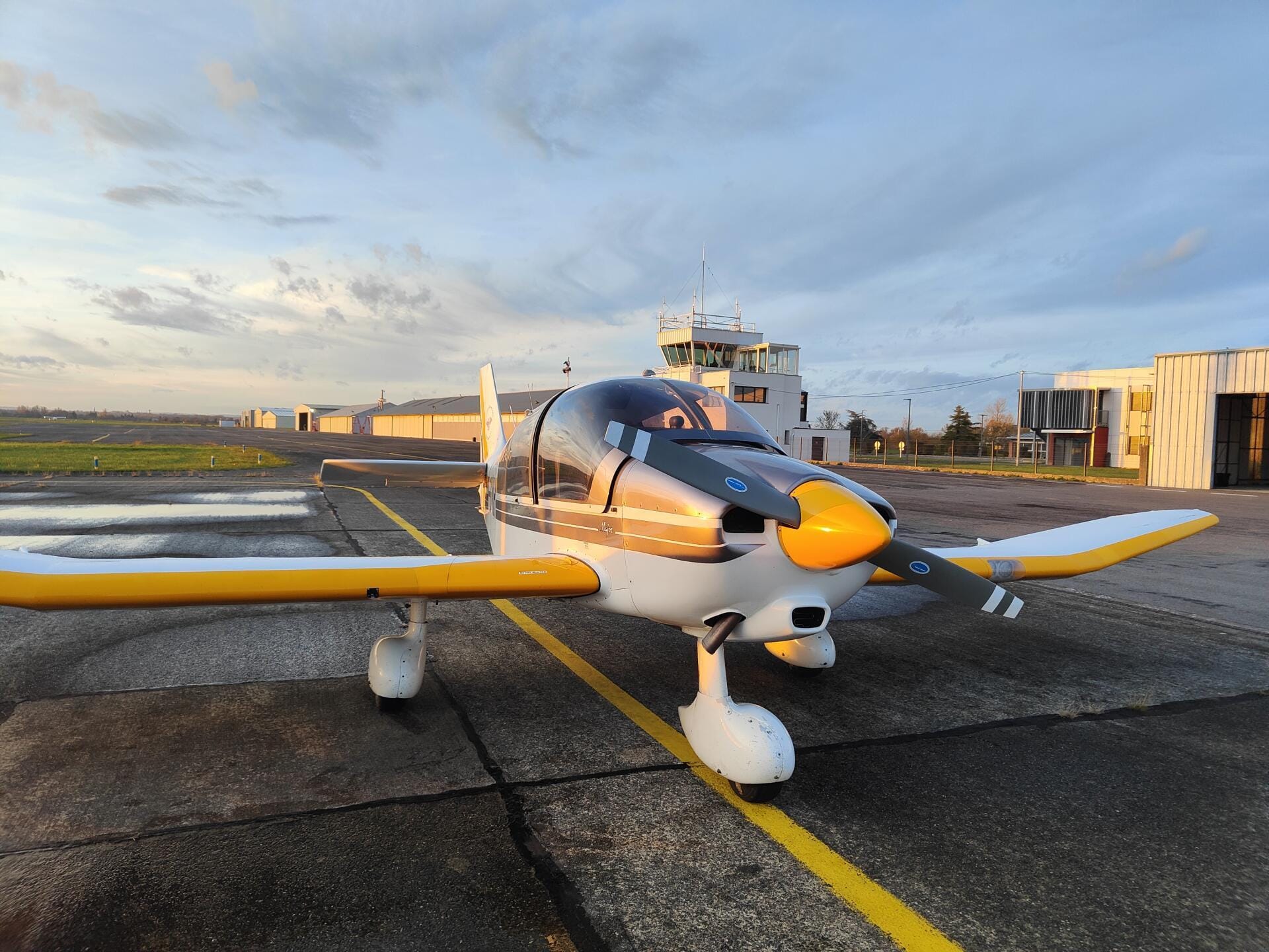 Robin DR400 - 160HP
