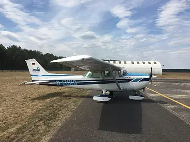 kurzfristig verfügbar - Rundflug mit der Cessna 172 (30min)