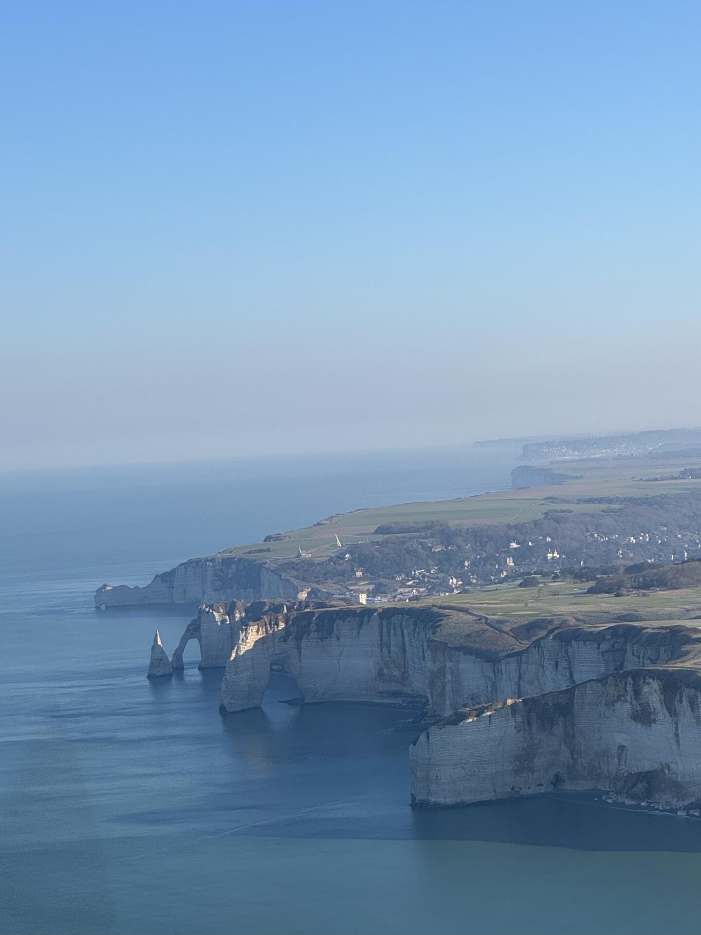 Envolez vous pour les falaises d'Etretat