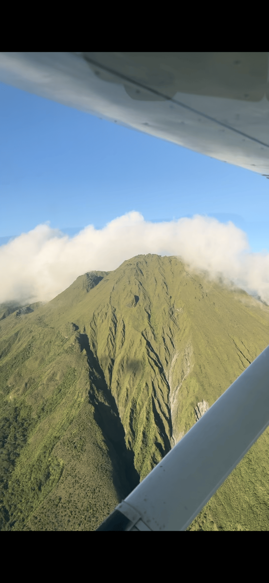 Martinique vue du ciel – Tour complet en avion