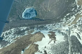 Vogesenrundflug mit Hochkönigsburg (Bild)