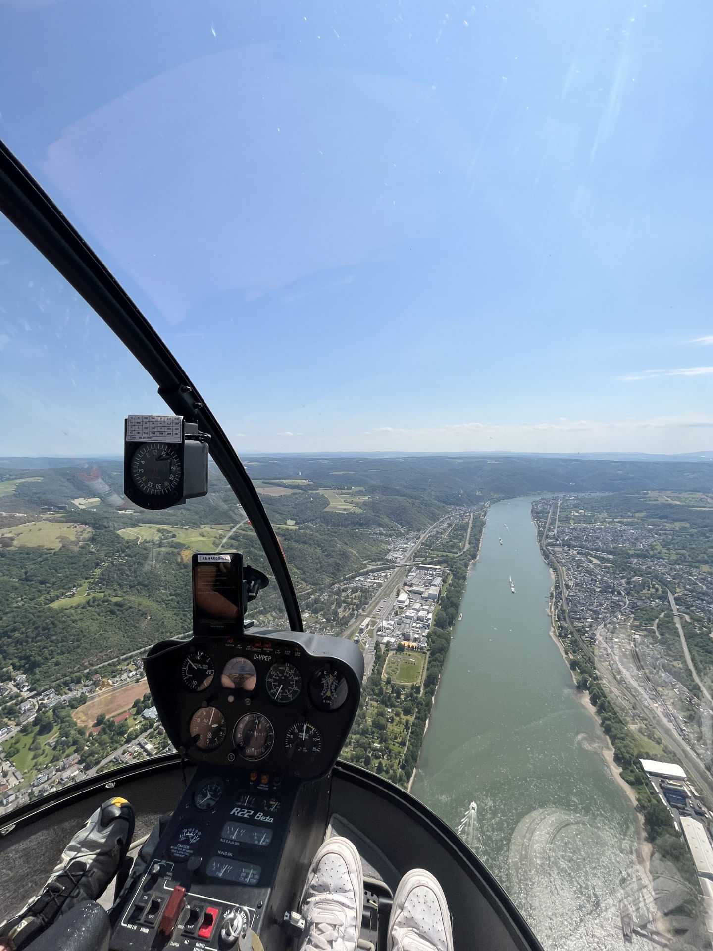 Anflug über das Rheintal