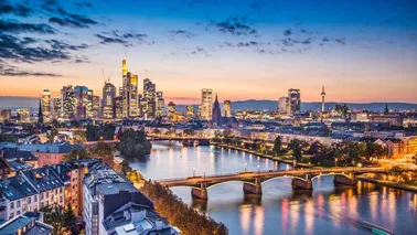 Advanced Skyline von Frankfurt , Taunus und Umgebung