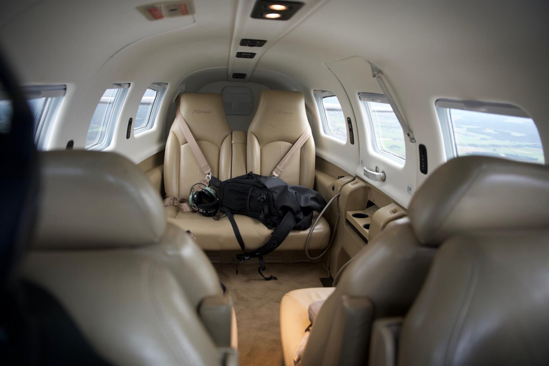 Vier komfortable Passagierplätze