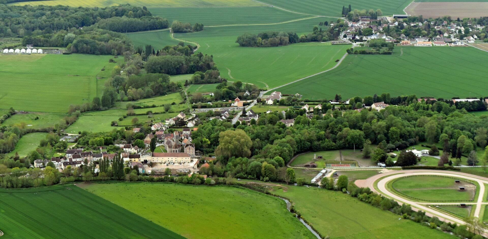 Survol de Vaux le Vicomte et Fontainebleau en Cirrus SR20