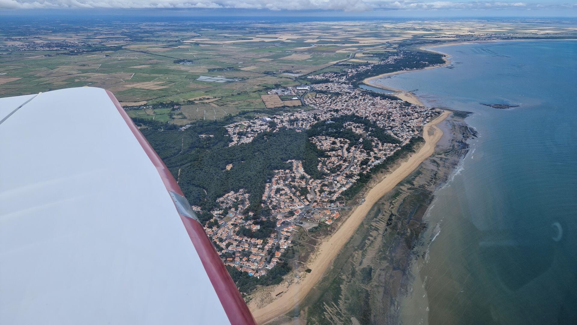 Survol de la côte Rétaise