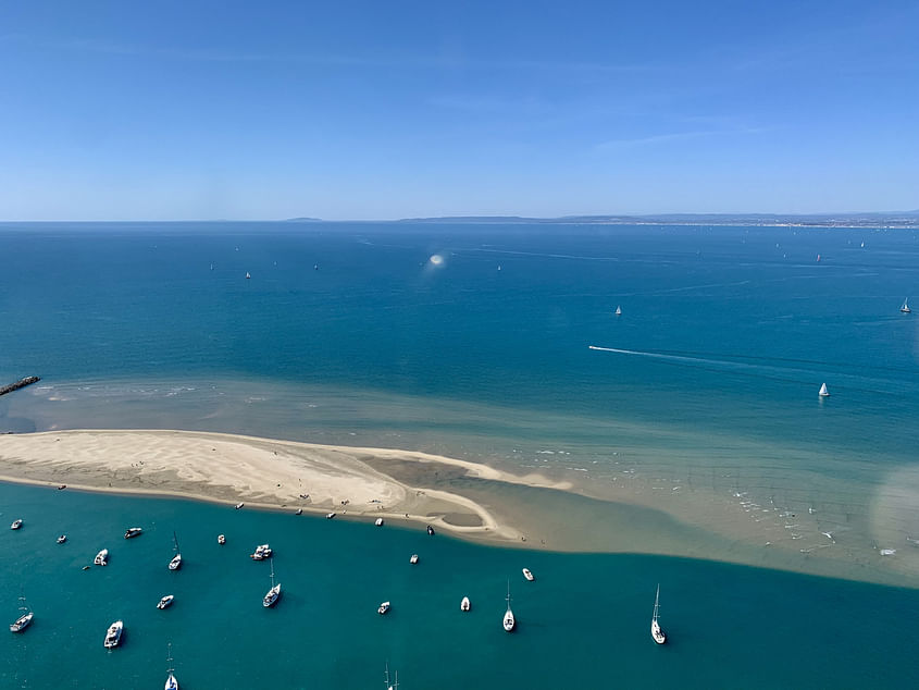 Survol - Salins du midi et Littoral en hélicoptère