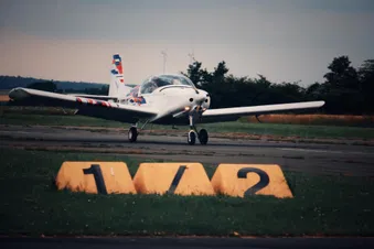Zu Gast bei Freunden - Militärbasen aus dem Cockpit