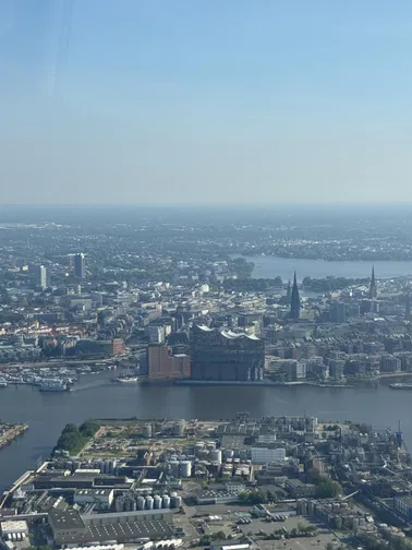Rundflug über Hamburg mit Hafencity